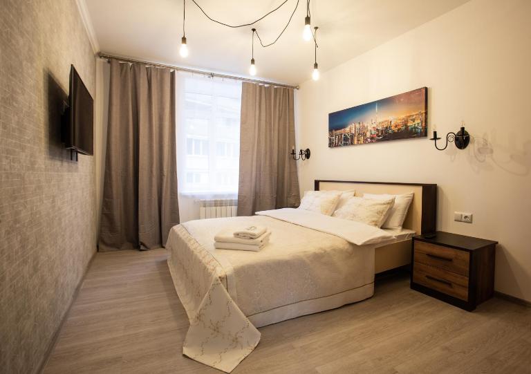 Ultra Lux 3 rooms Apartment near Arena City - Ferienwohnung Kyjiw