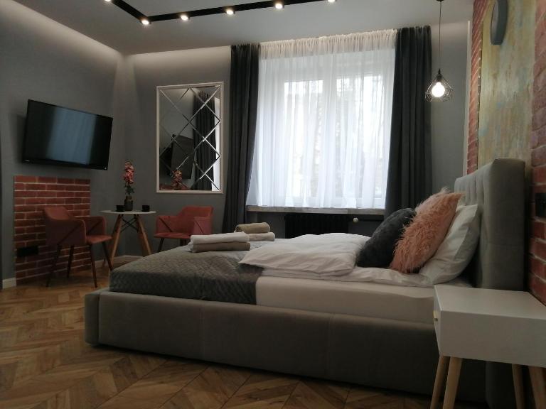 Apartament LUCY - ścisłe centrum Częstochowy - Ferienwohnung Czenstochau