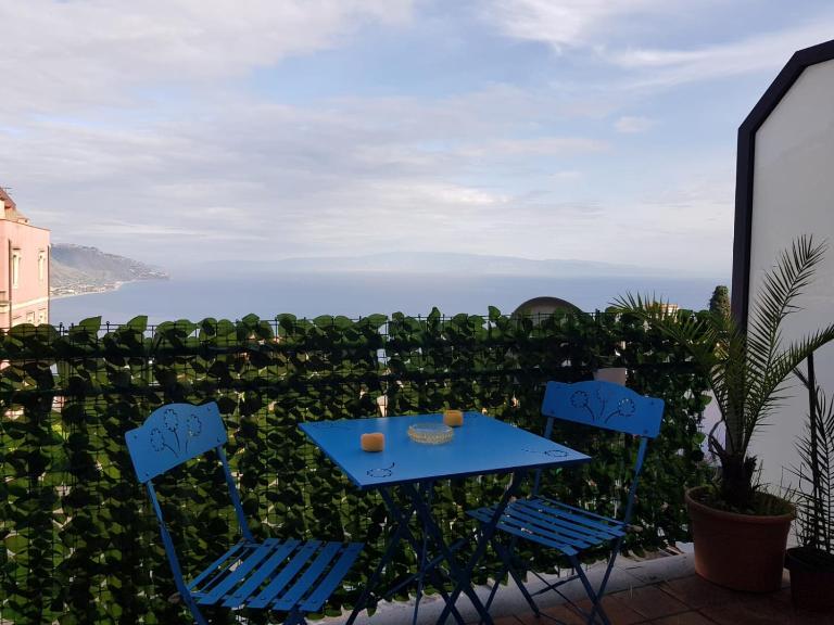 "Sea-See" Studio Taormina Center - Bellissima Vista Mare - Corner Kitchen - Chambres d'hôtes Taormina