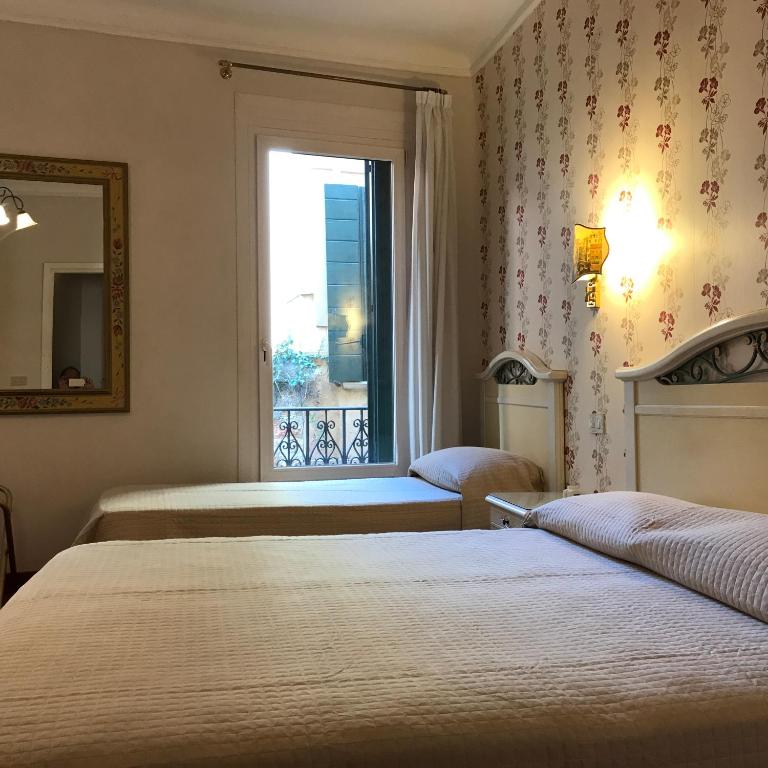 AL CAMPANIEL BED AND BREAKFAST - Bed and Breakfast Venetië