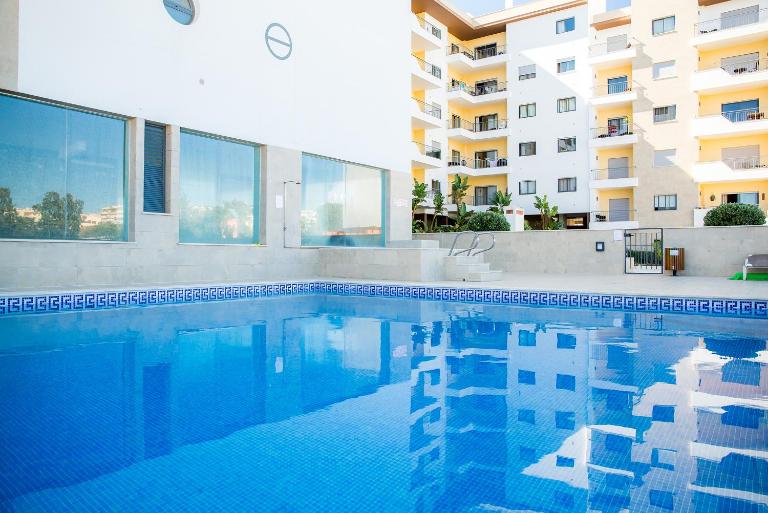 Lagos Central Wellness - B&B Lagos
