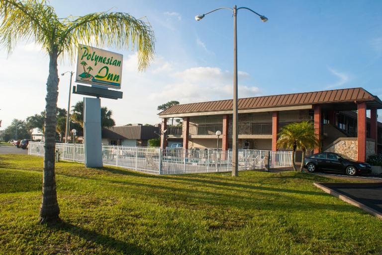 Polynesian Inn - Bed and Breakfast Saint Cloud