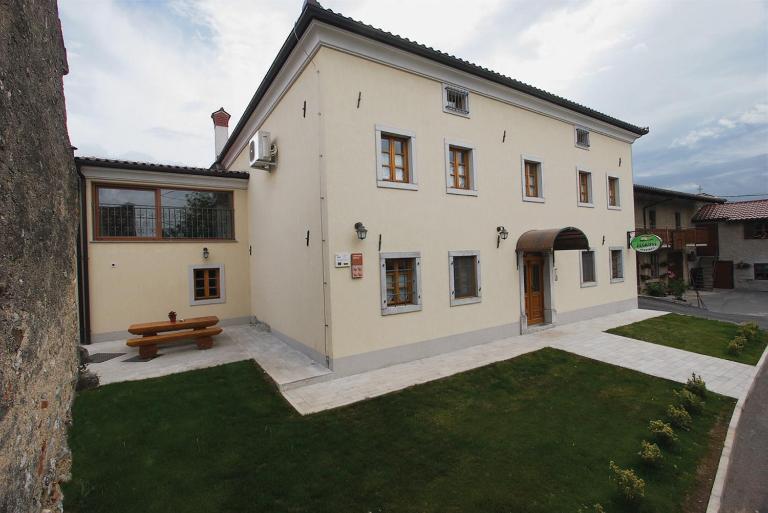 Apartments Janks - B&B Cave Auremiane