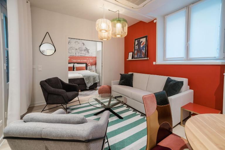 SUITE SARTRE : au cœur de la Rive Gauche, neuf, design, 2/4 personnes - B&B Paris