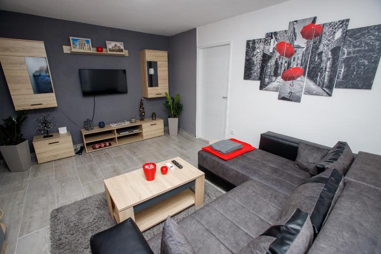 7 Days Premium Apartment - Ferienwohnung Subotica