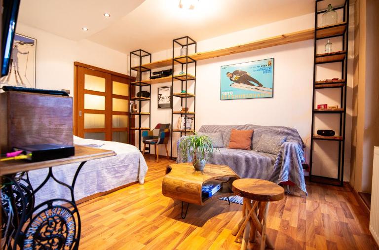 Apartman Orlie Pierko - Tatranska Lomnica - Ferienwohnung Tatranska Lomnica