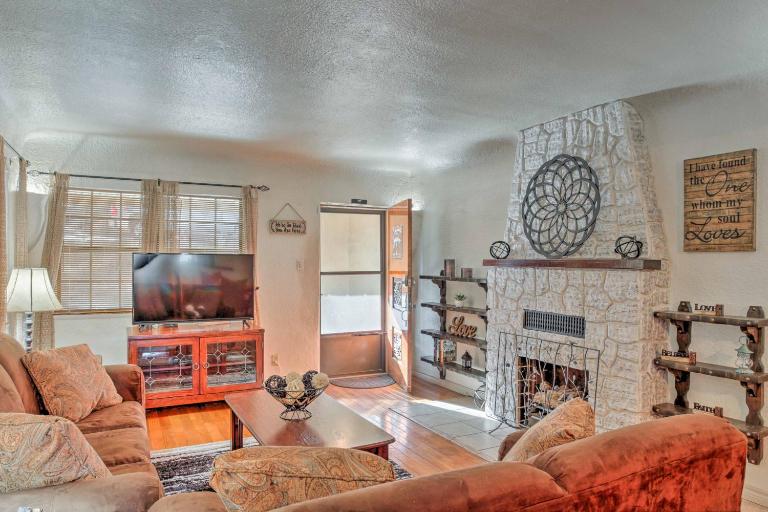 Ruidoso 'Lil Mountain Getaway' w/ Golf Course View - B&B Ruidoso