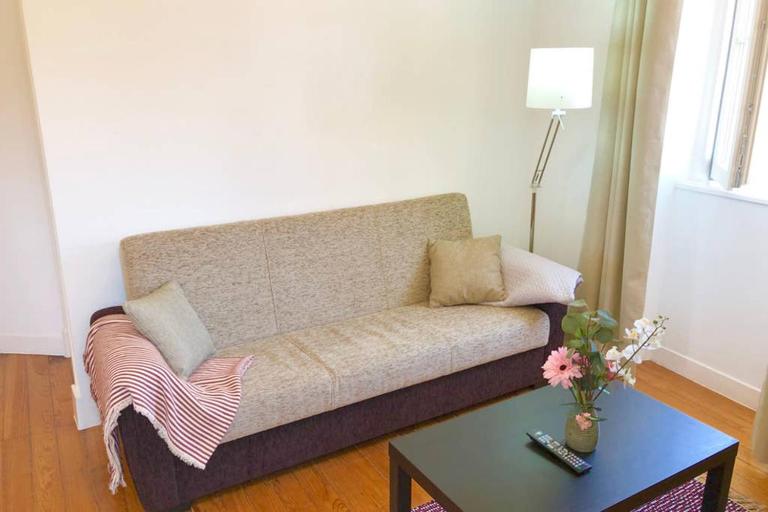 32 3 - Lisbon City Life Private Apartment, Bairro Alto - B&B Lisbon