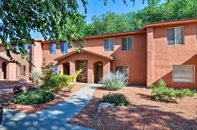 Kanab Condo w/ Pool & AC < 1 Mi to Attractions! - B&B Kanab