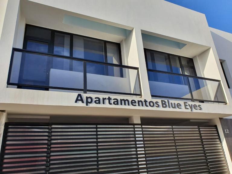 APARTAMENTOS BLUE EYES - Chambres d'hôtes Castillo del Romeral