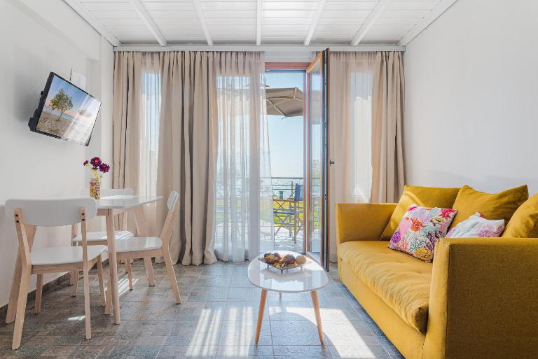 Naftilos Residences II - Chambres d'hôtes Potokáki