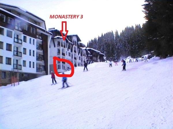 Ski 'Inn Monastery 3 Ski-to-Door - B&B Pamporovo