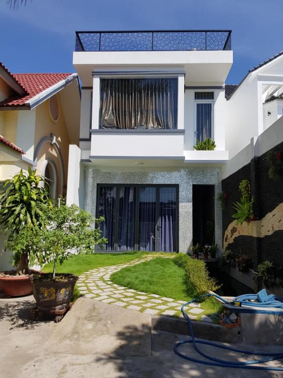 HOMESTAY VILLA - Bed and Breakfast Châu Đốc