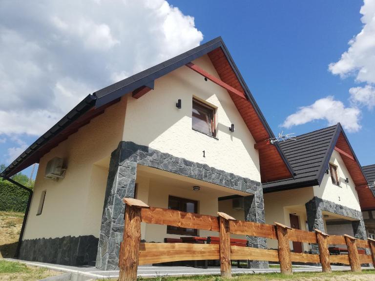 Domki letniskowe KAMA Polańczyk 514-280-102 - B&B Solina