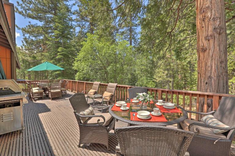 Lake Tahoe Family Home w/ Hot Tub & Game Room! - B&B Incline Village