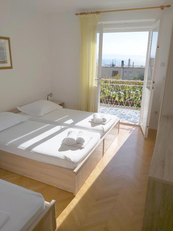 Pavlinović Jure - B&B Macarsca