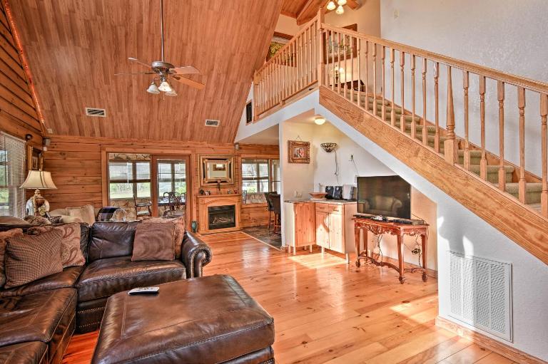 40-Acre Farm w/ Animals & Fishing in Sebring! - B&B Sebring