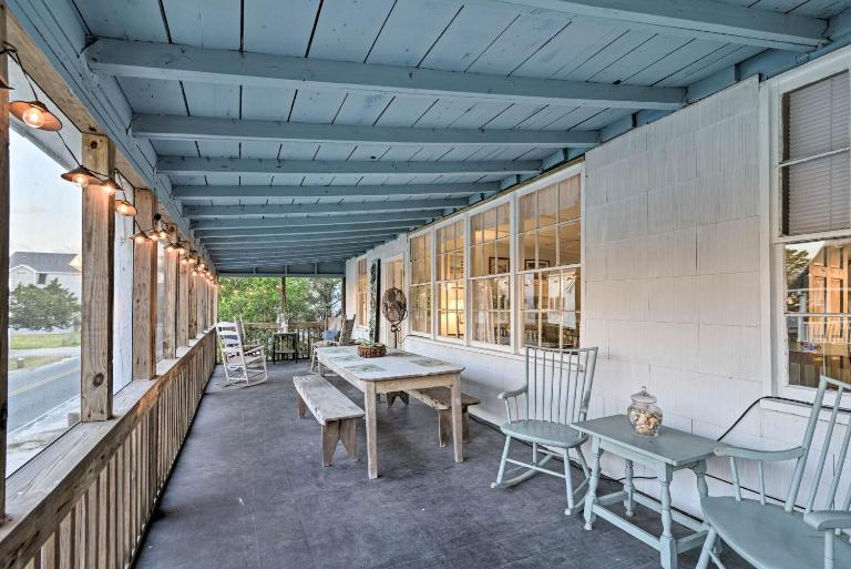 Pawleys Island House, - Steps to Beach & Creek! - B&B Pawleys Island