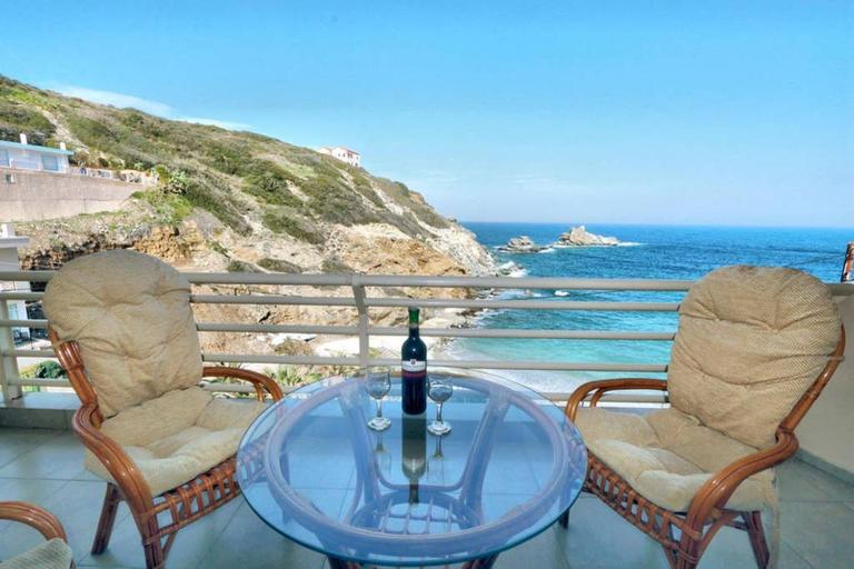 Eleni Sea View Luxury Apartment in Mades - B&B Lygaria