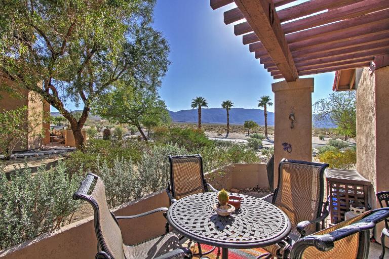 Borrego Springs Condo w/ Private Hot Tub & Views! - B&B Borrego Springs