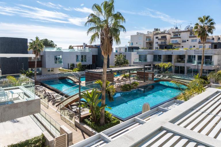 Carmencita Studio B14 with pool - B&B Limassol