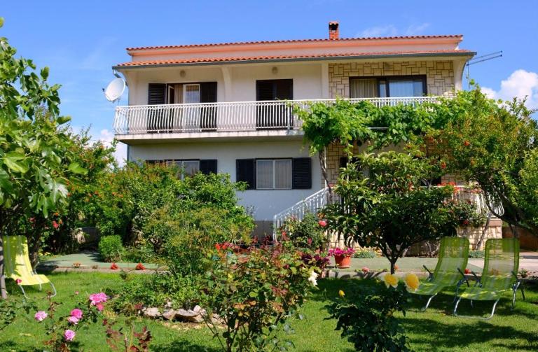 Apartment Jurat - Chambres d'hôtes Vodice