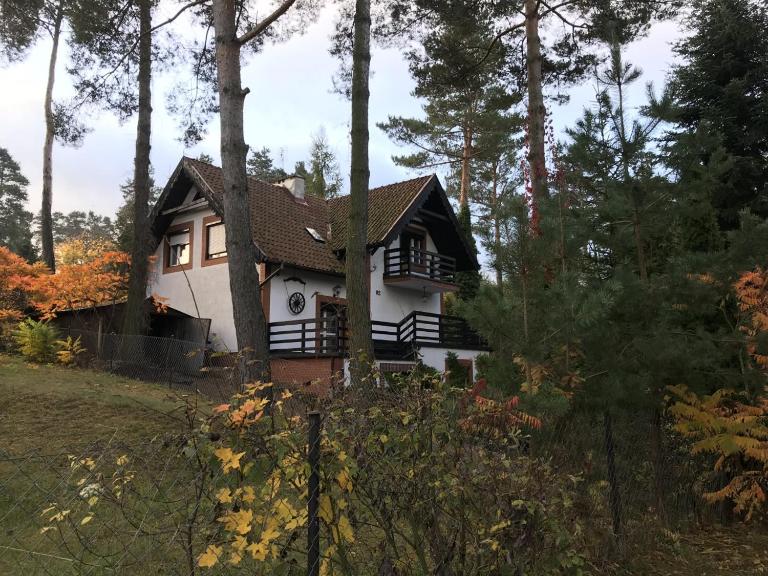 Biały Dom Pod Sosnami - B&B Mielno