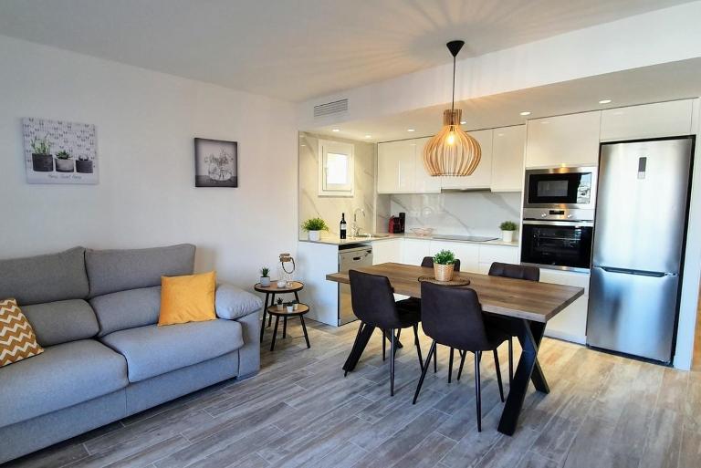 SalouTrip - Center - B&B Salou