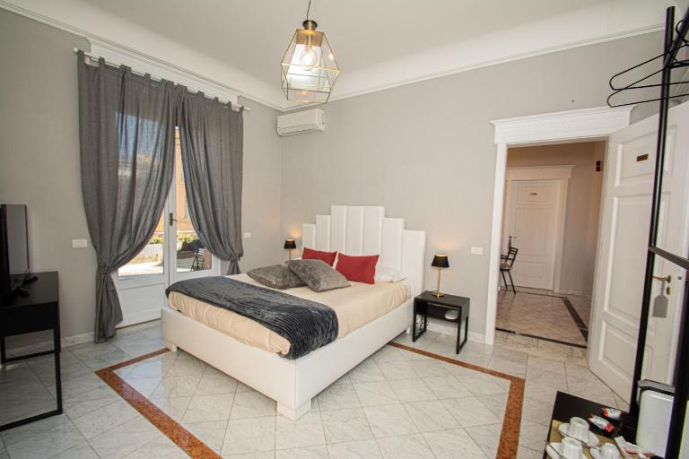 Compasso Suites Guest House - B&B Viterbo