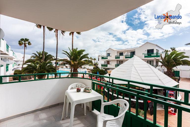 Vivienda Vacacional Malu - Chambres d'hôtes Costa Teguise