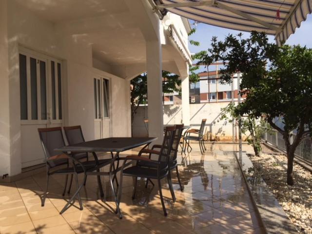 Apartments "Villa Cupic"-Vodice - Chambres d'hôtes Vodice