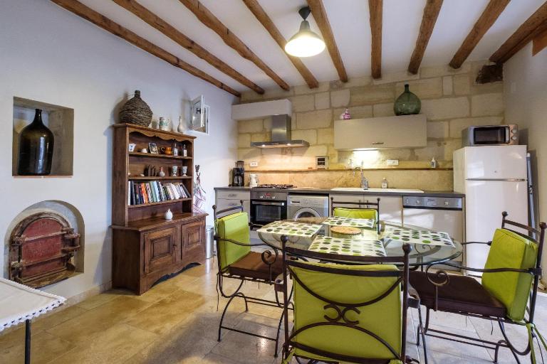 Gîte de La Treille Mas Médaille - B&B Arles