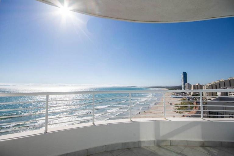 Oceanfront Panoramic Beach View - Bed and Breakfast Strand