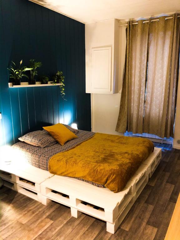 chambre double avec salle de bain privative - B&B Cognac