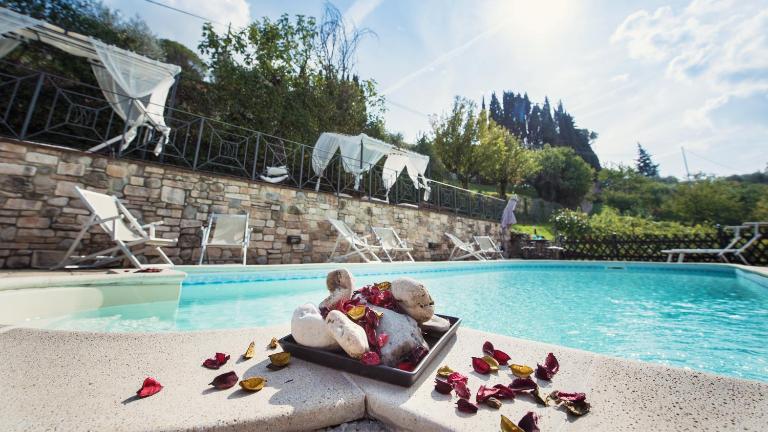 Villa Nuba, residenza di charme con terrazza panoramica privata, camino a legna,jacuzzi, ogni comfort in campagna e a solo 5 minuti dal cuore del centro storico di Perugia - Chambres d'hôtes Pérouse