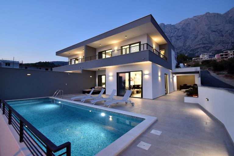 Villa Alexandra - Makarska - B&B Macarsca