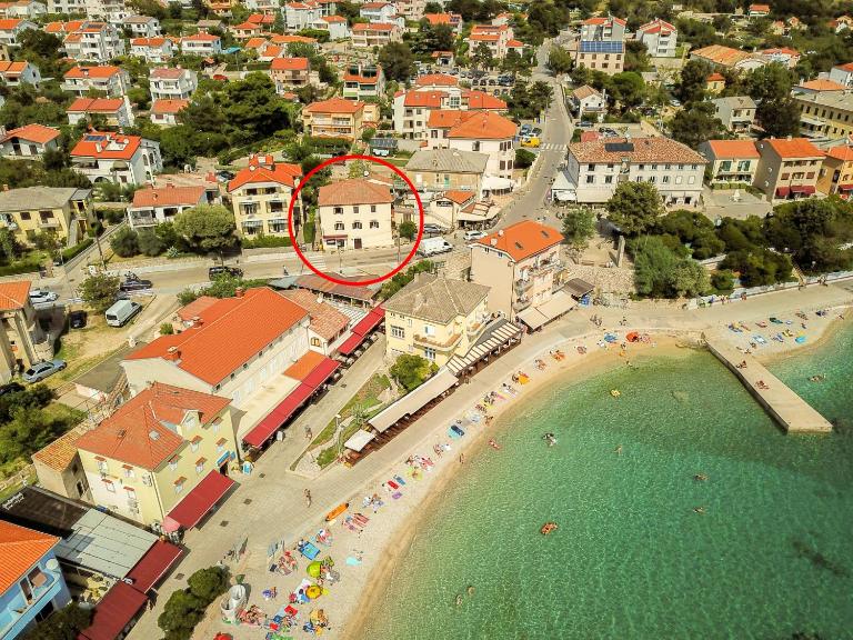 Apartments Marin with Sea View - Bed and Breakfast Baška