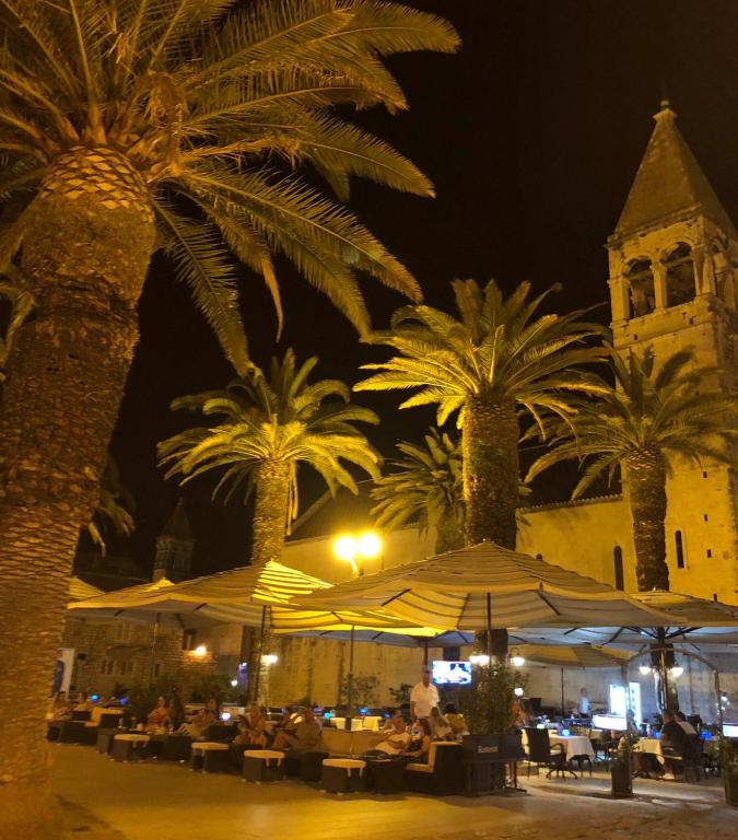 Zimmer Room Trogir Kastela Split - Ferienwohnung Kutleše