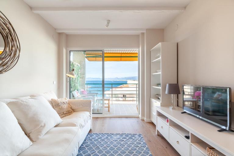 Loft with Stunning Views in Salou-Costa Dorada by Batuecas - B&B Salou
