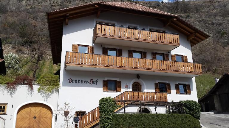 Brunnerhof - Chambres d'hôtes Naturno