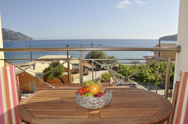 Corfu Studios Stavroula - San George Apartments - Chambres d'hôtes Agios Geórgios Págon