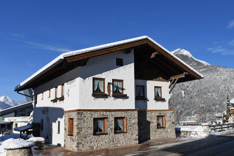 Holzschnitzers Appartements - B&B Ehrwald