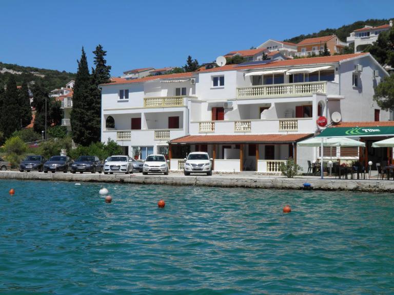 Apartmani Prova 9 - B&B Tisno