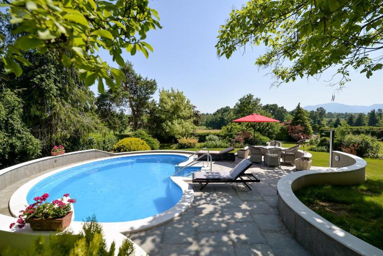 Old Oak House with pool - B&B Maruševec