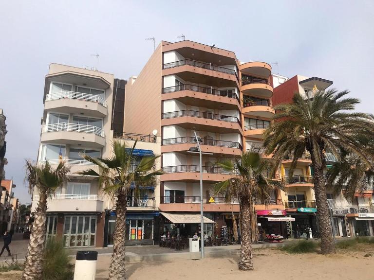 Leonor 2º 2ª - Bed and Breakfast Calafell