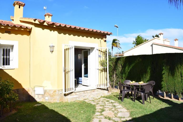 Anacasa Malibu Beach Oliva Nova MET AD1000 - Bed and Breakfast Oliva