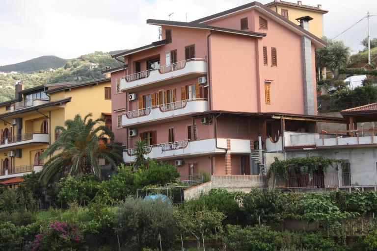 Ondazzurra - B&B Piraino