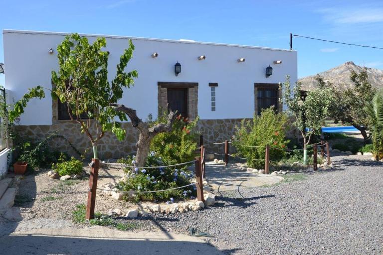 Villa Garcia - Old Reformed Cortijo - Bed and Breakfast Sorbas