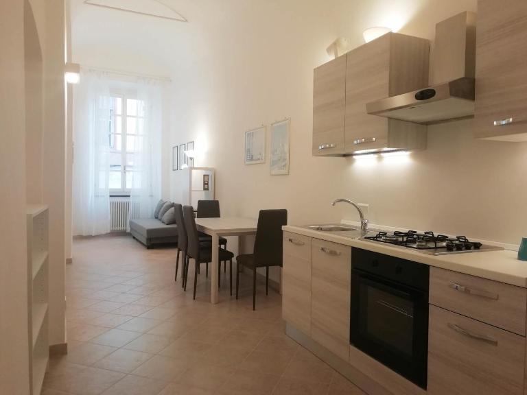 MistrangeloHome 5 - Appartamento in Pieno Centro - Chambres d'hôtes Savone