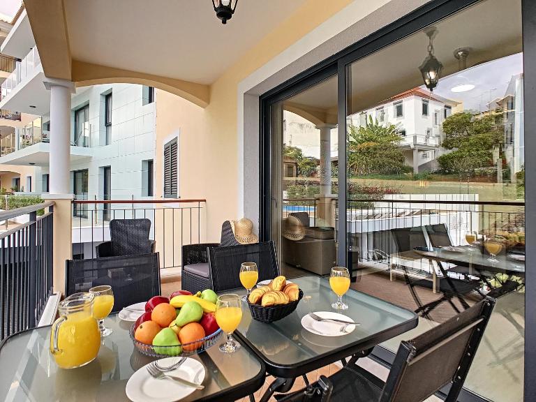 Apartment Lotus by LovelyStay - B&B Funchal